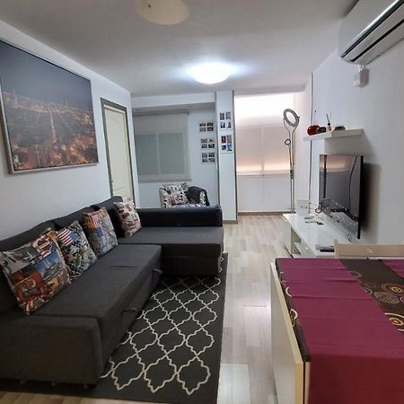 Apartaments B O D Collblanc L'Hospitalet de Llobregat Bagian luar foto