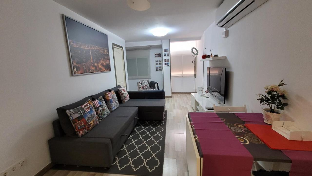 Apartaments B O D Collblanc L'Hospitalet de Llobregat Bagian luar foto