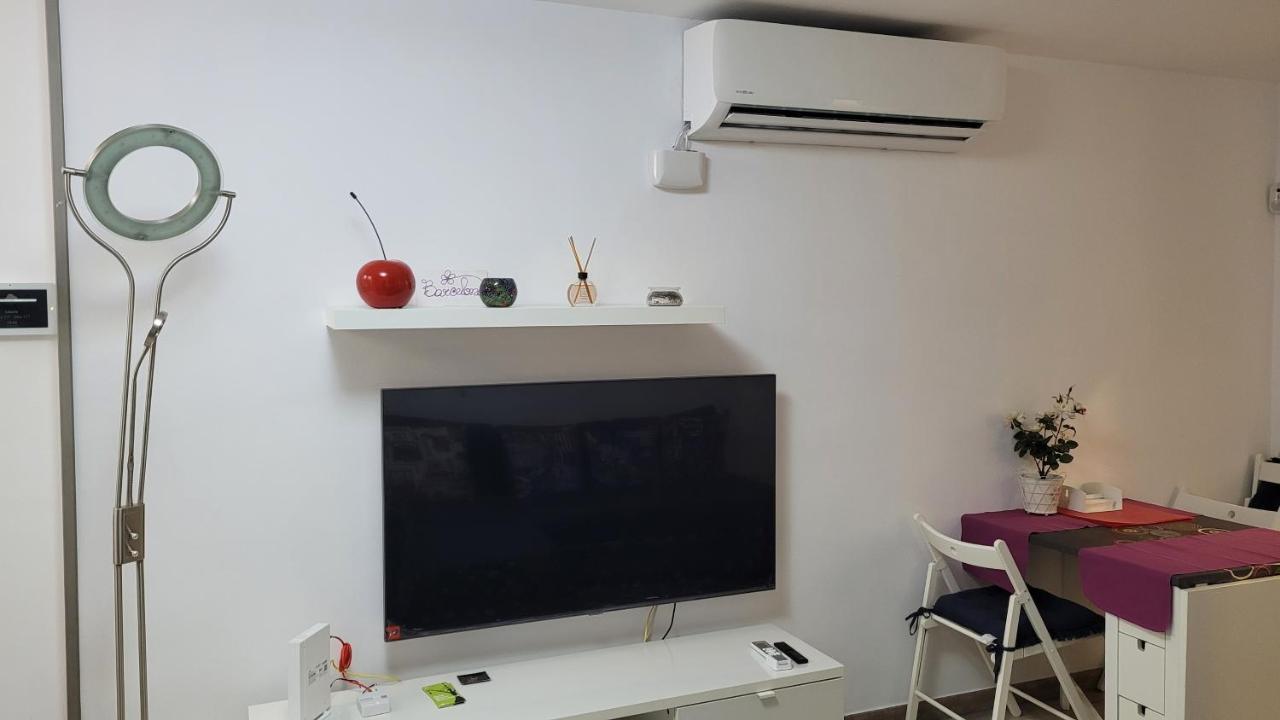 Apartaments B O D Collblanc L'Hospitalet de Llobregat Bagian luar foto