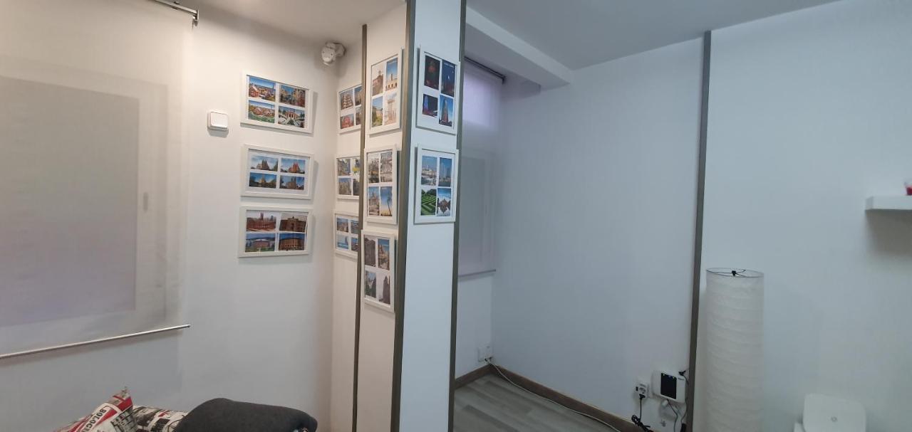 Apartaments B O D Collblanc L'Hospitalet de Llobregat Bagian luar foto