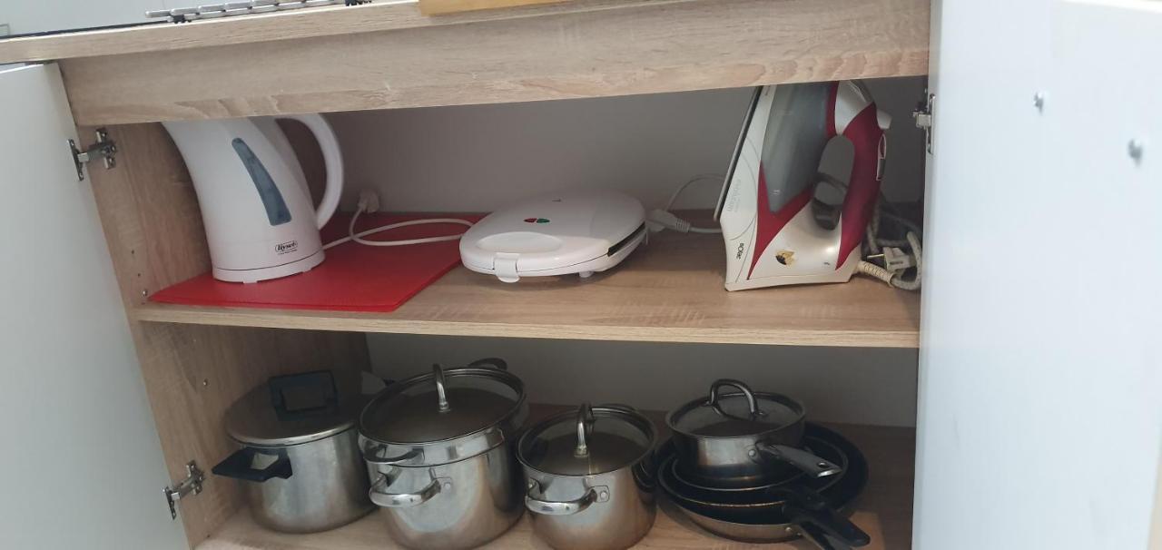 Apartaments B O D Collblanc L'Hospitalet de Llobregat Bagian luar foto