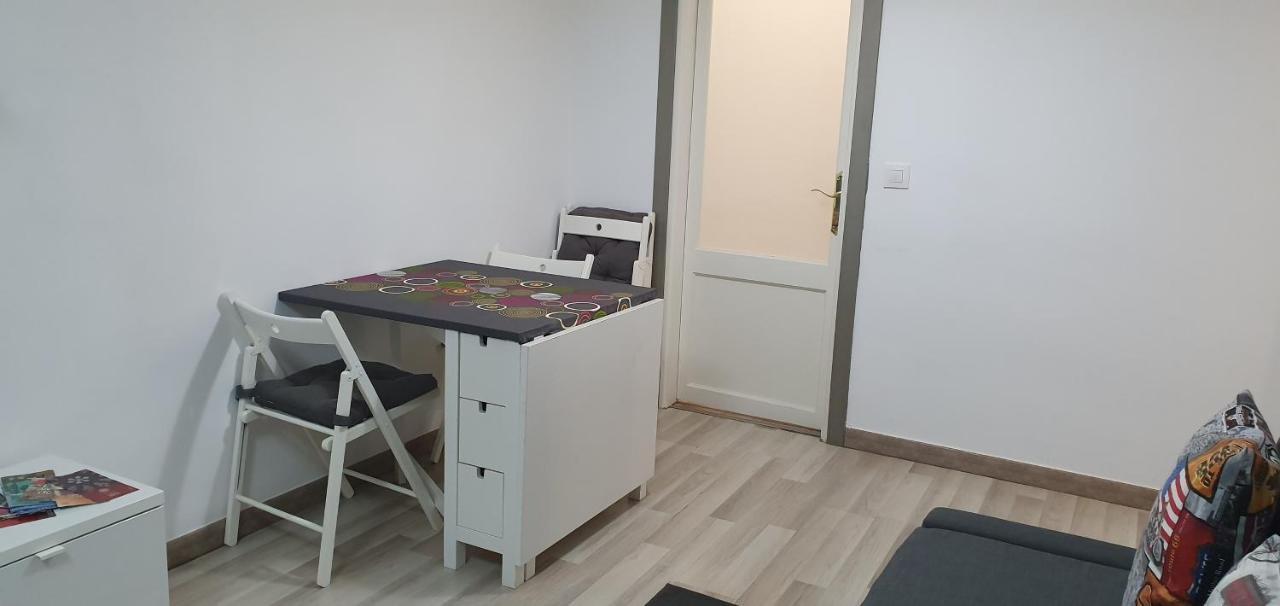 Apartaments B O D Collblanc L'Hospitalet de Llobregat Bagian luar foto