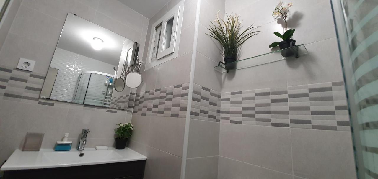 Apartaments B O D Collblanc L'Hospitalet de Llobregat Bagian luar foto