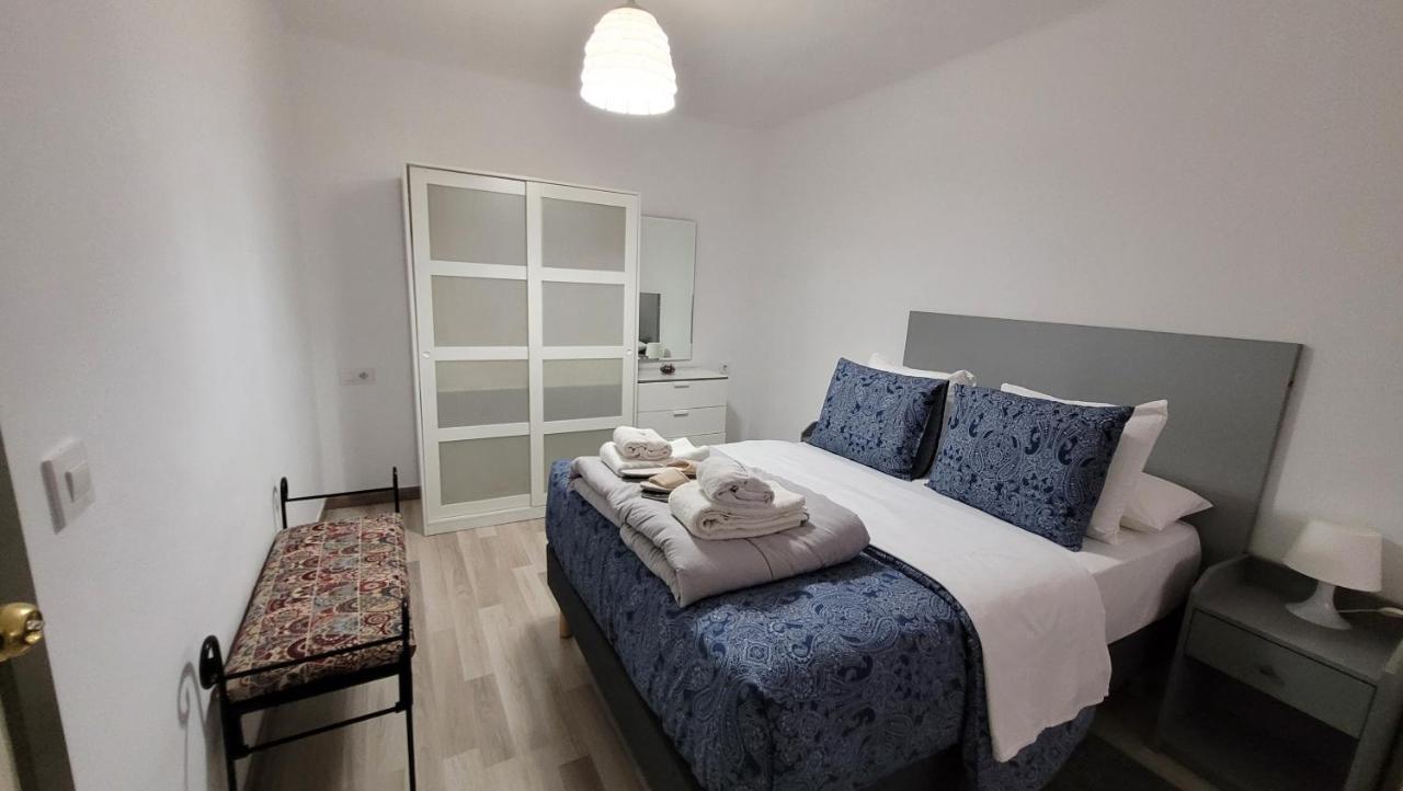 Apartaments B O D Collblanc L'Hospitalet de Llobregat Bagian luar foto