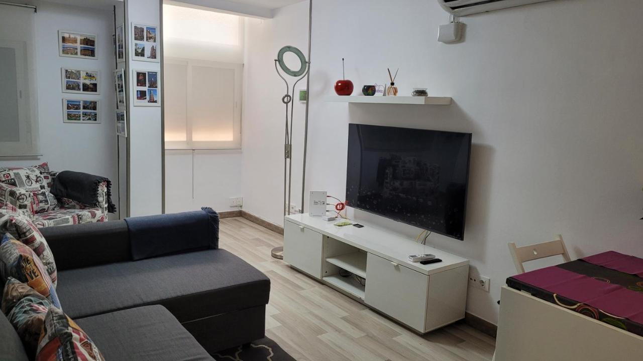 Apartaments B O D Collblanc L'Hospitalet de Llobregat Bagian luar foto